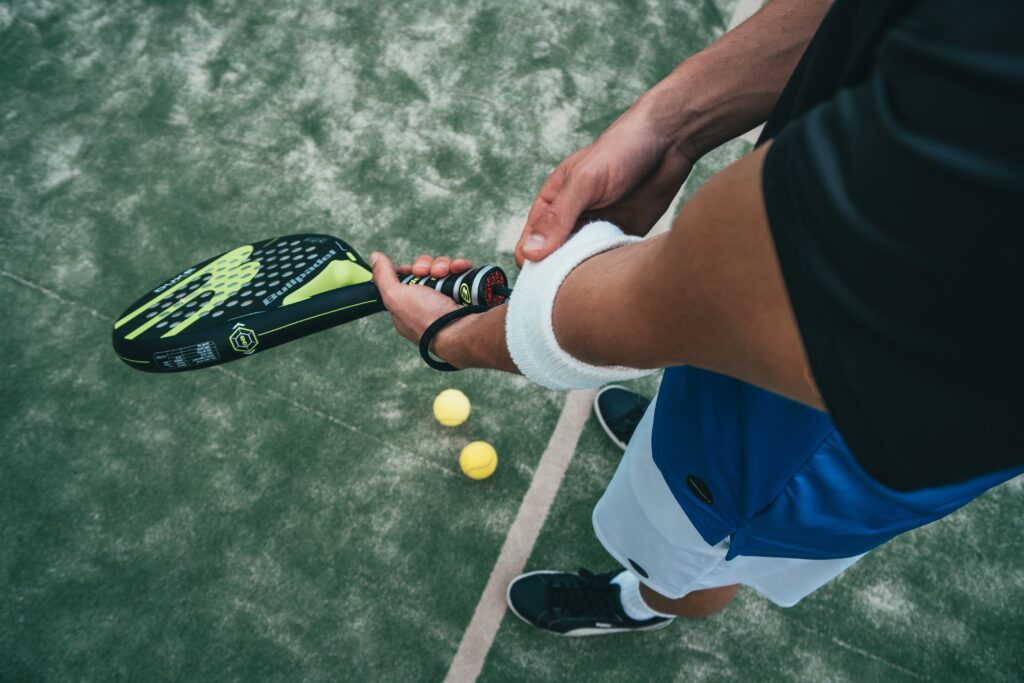 Acupuncture and herbal medicine for tennis elbow relief in Beaverton
